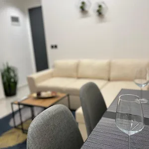 https://sueo-modern-apartments.albaniahotels.org